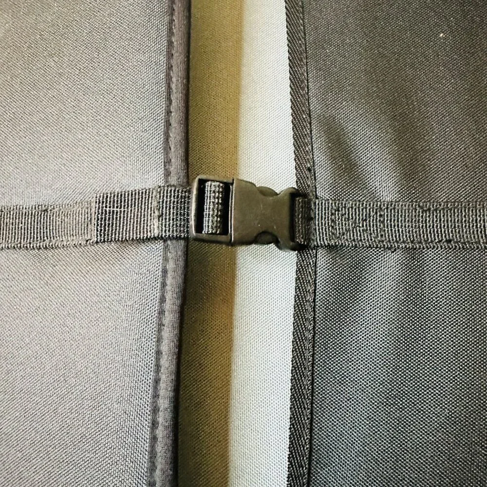 Black Staples 3-Ring D-Ring Zipper Binder Pockets Adjustable Strap